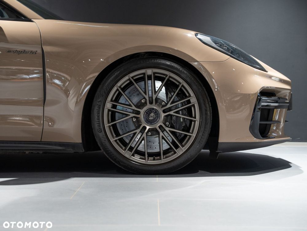 Porsche Panamera 2024