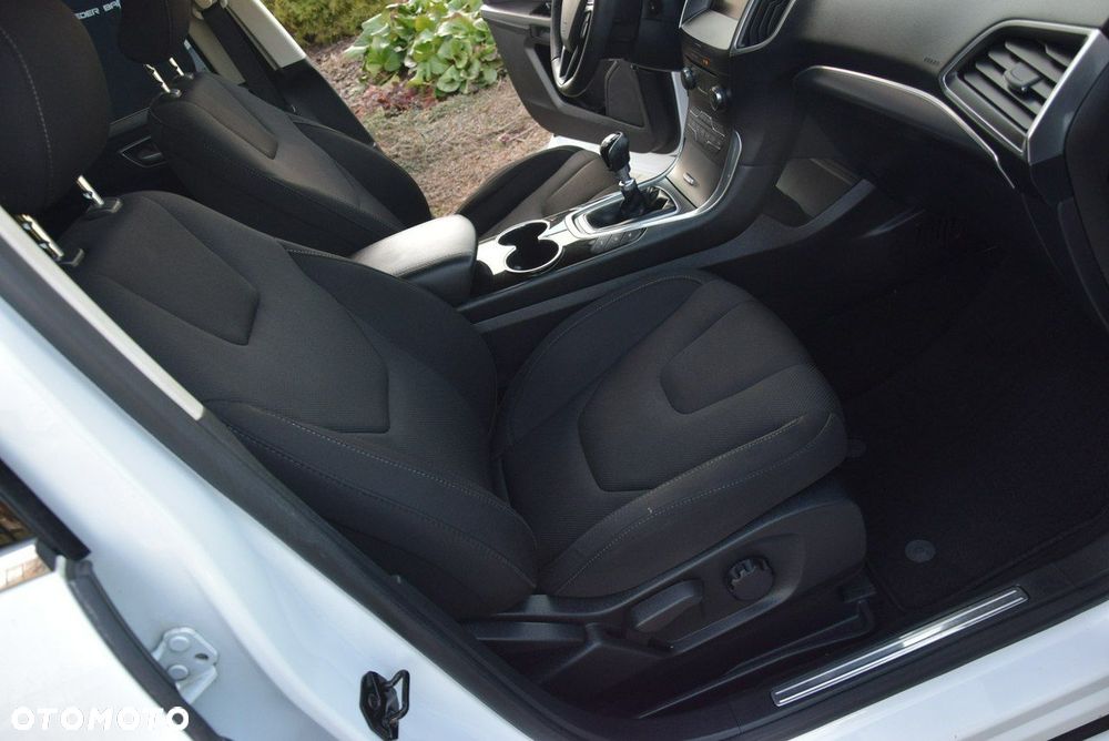 Ford S-Max 2.0 TDCi Titanium - 37