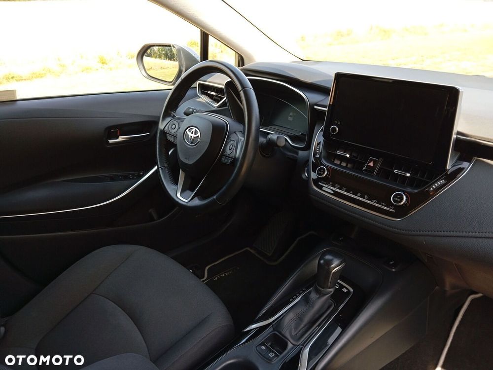 Toyota Corolla 1.8 Hybrid Comfort - 10