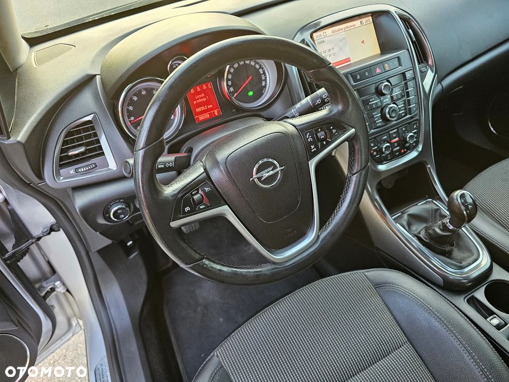 Opel Astra - 10