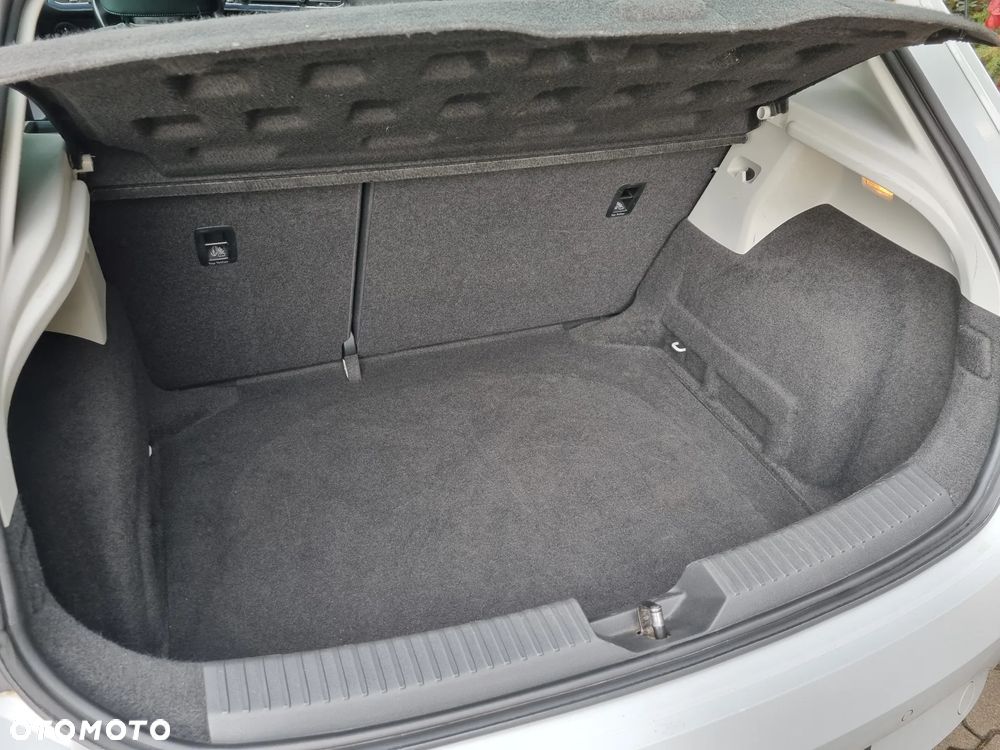 Seat Leon 2.0 TDI DPF Start&Stop CONNECT - 18
