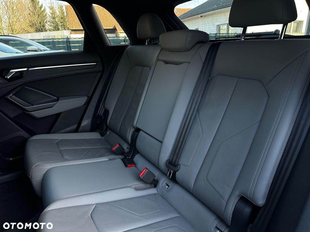 Audi Q3 45 TFSI Quattro S Line S tronic - 22