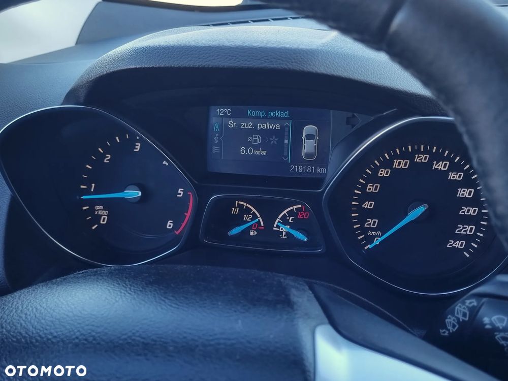 Ford Kuga 2.0 TDCi 2x4 Trend - 15