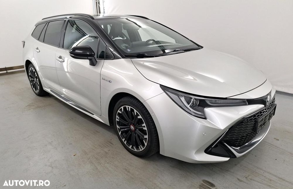 Toyota Corolla 2.0 HSD Exclusive Plus GR Sport Bi-Tone - 2