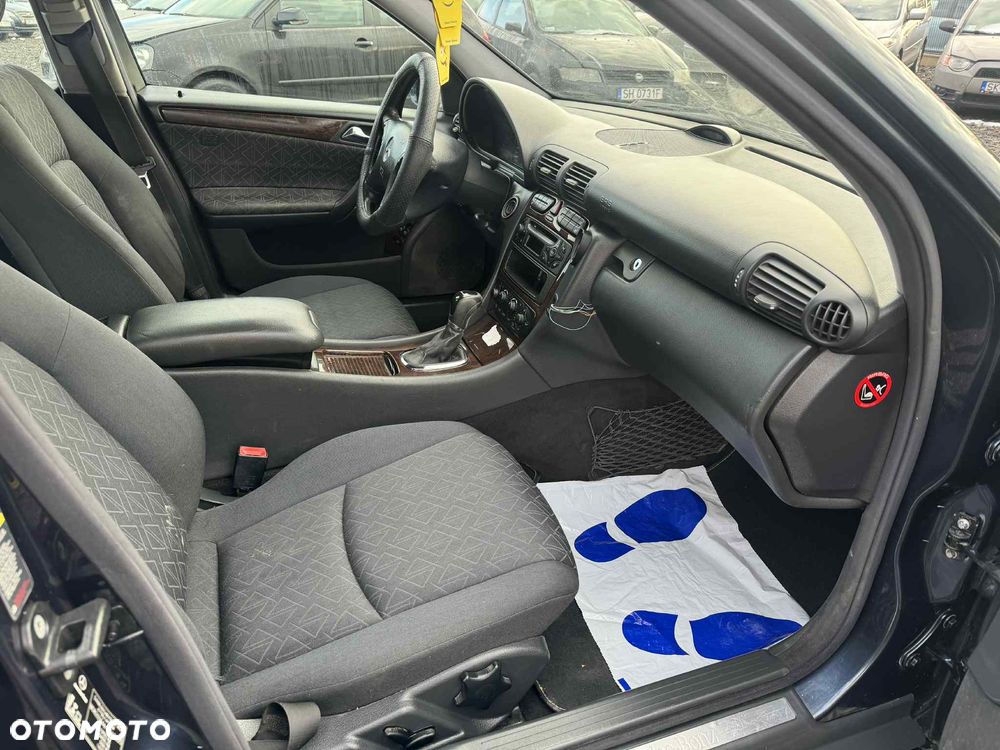 Mercedes-Benz Klasa C - 12