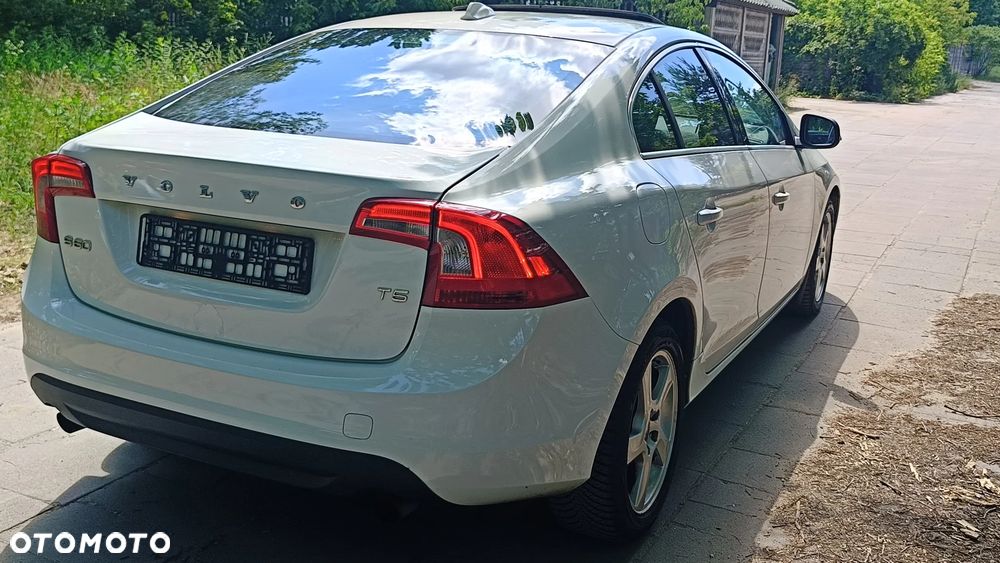 Volvo S60 2.5 T5 - 12