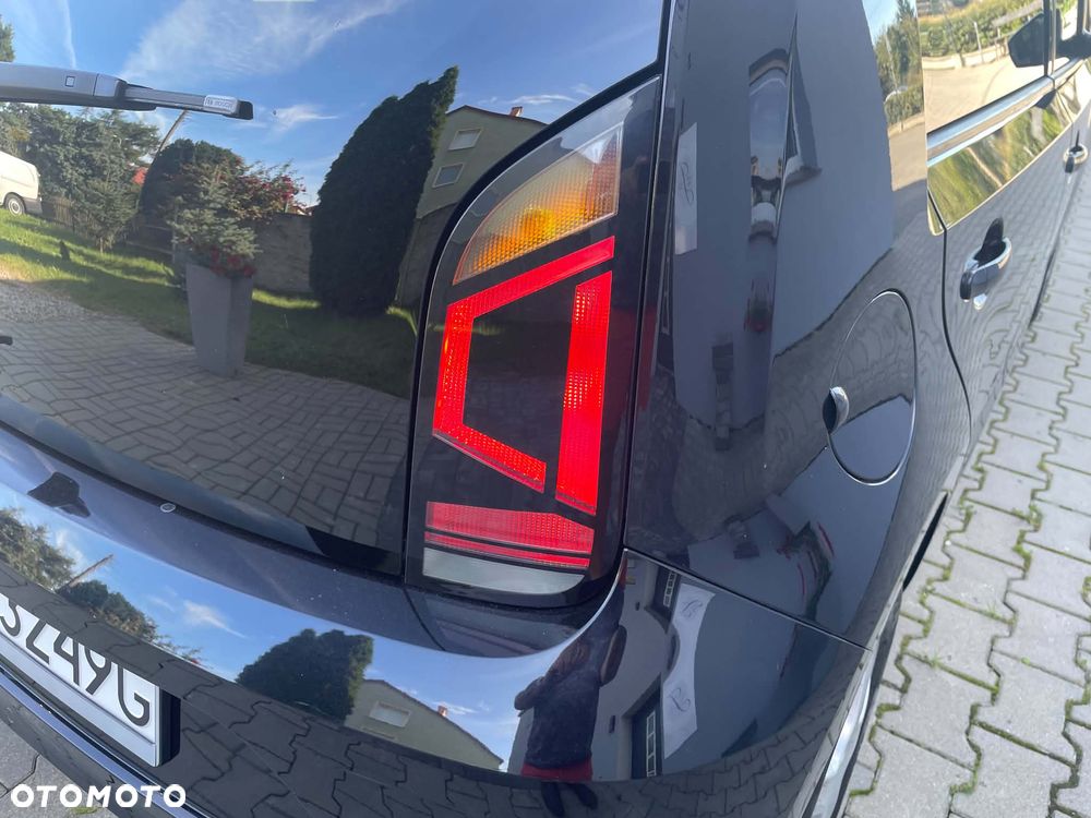 Volkswagen up! (BlueMotion Technology) high - 24