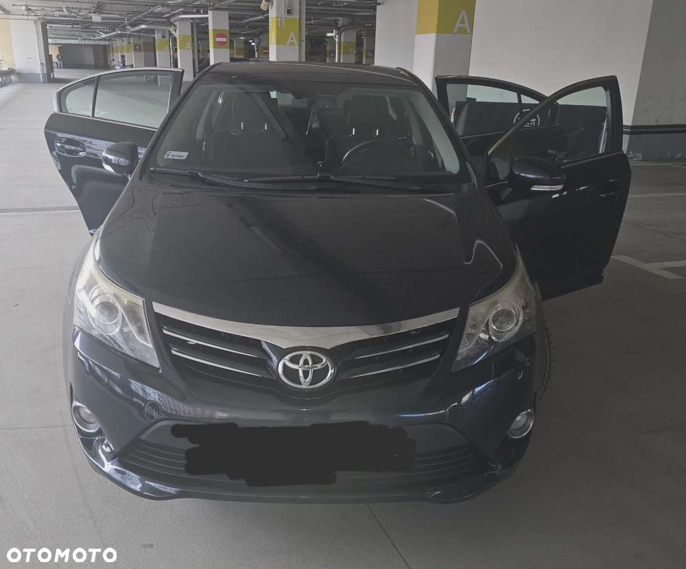 Toyota Avensis 1.8 Executive - 8