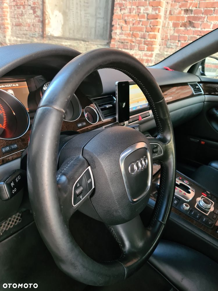 Audi A8 4.2 TDI Quattro - 9