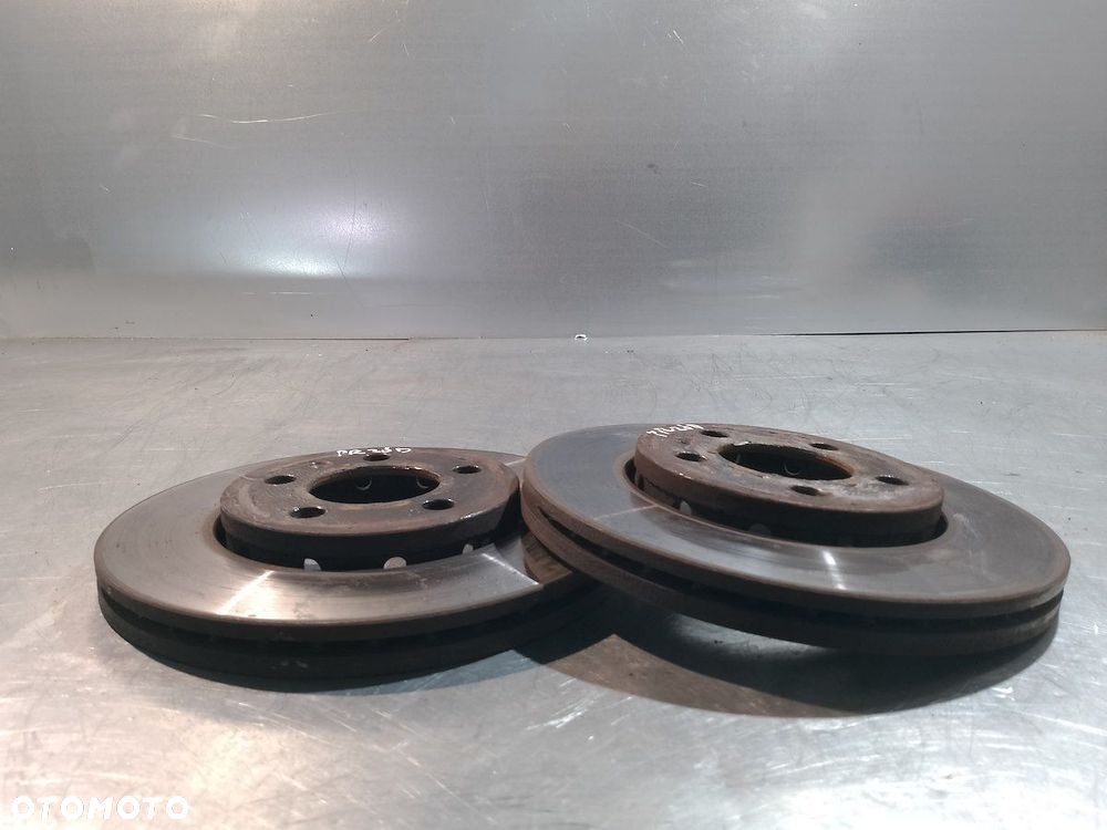 TARCZE HAMULCOWE PRZÓD SKODA FABIA I 1.2 - 8