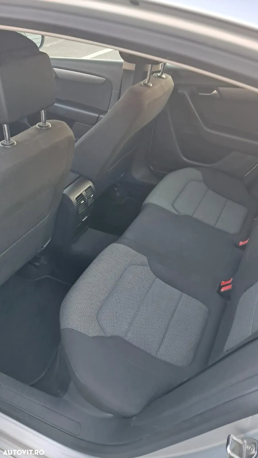 Volkswagen Passat 2.0 TDI BlueMotion Tehnology DSG Comfortline - 7