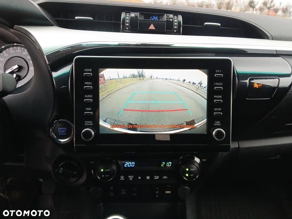 Toyota Hilux 2.8 D-4D Double Cab SR5 4x4 - 31