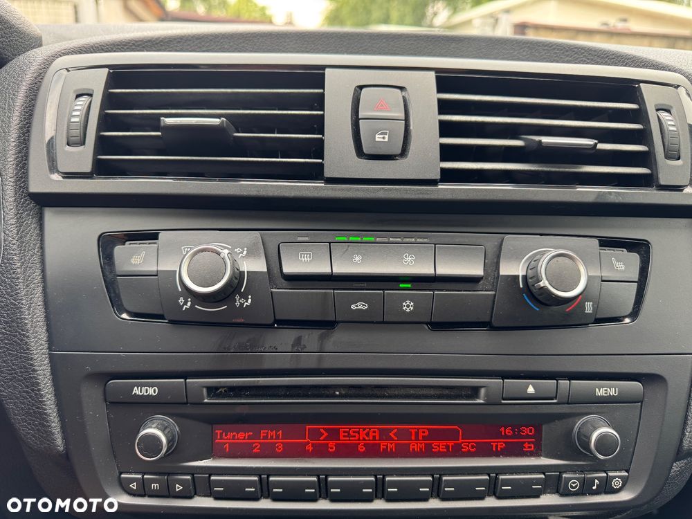BMW Seria 1 116i Sport Line - 20
