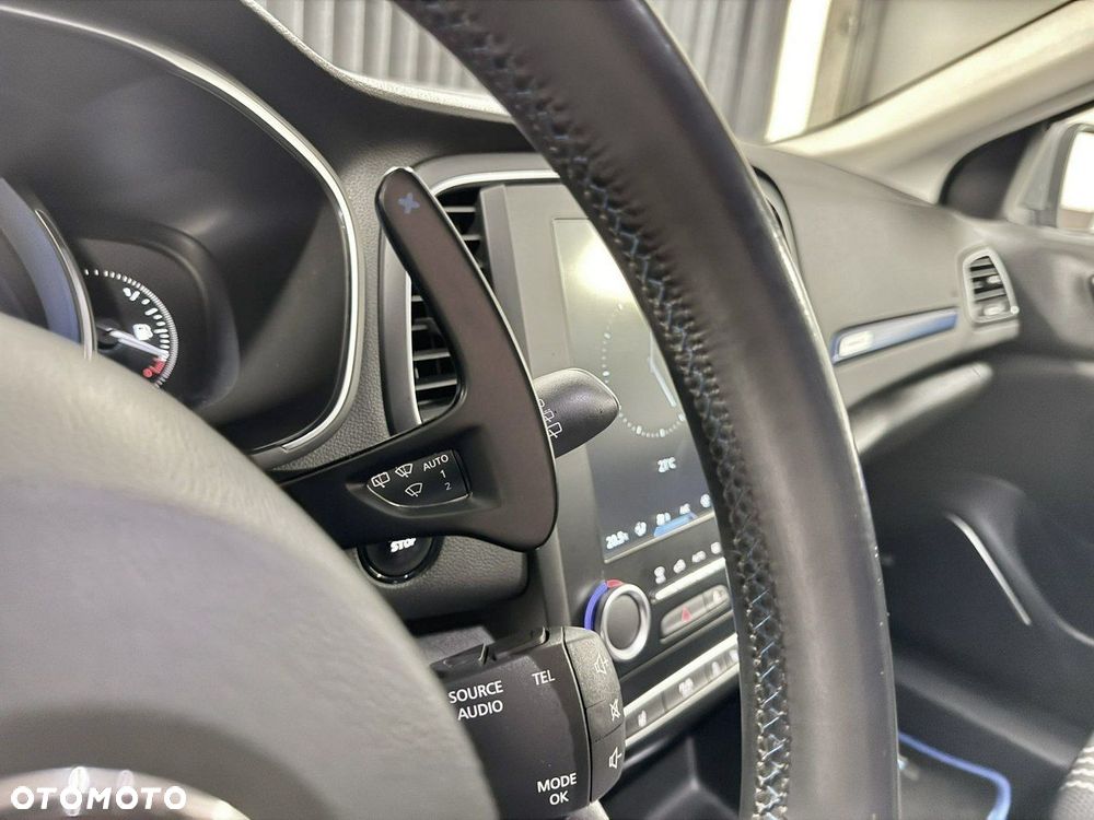 Renault Megane ENERGY TCe 205 EDC GT - 22