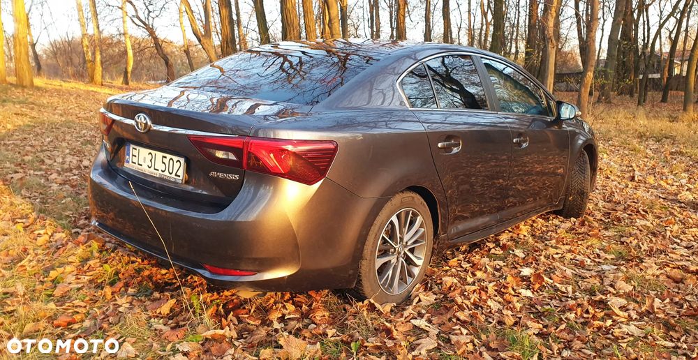 Toyota Avensis 1.8 Prestige - 6