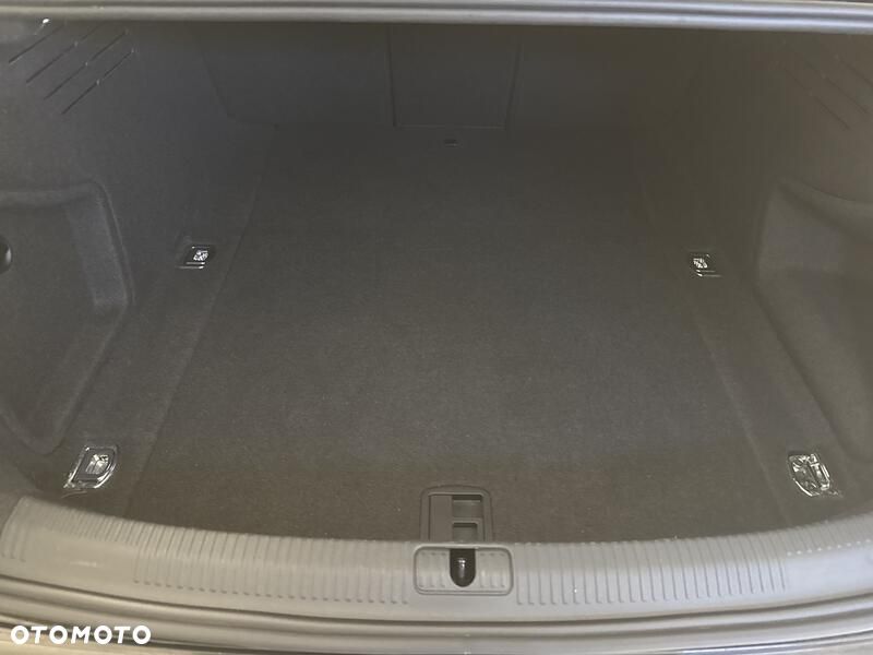 Audi A4 Limousine 35 TFSI mHEV S Line S tronic - 21
