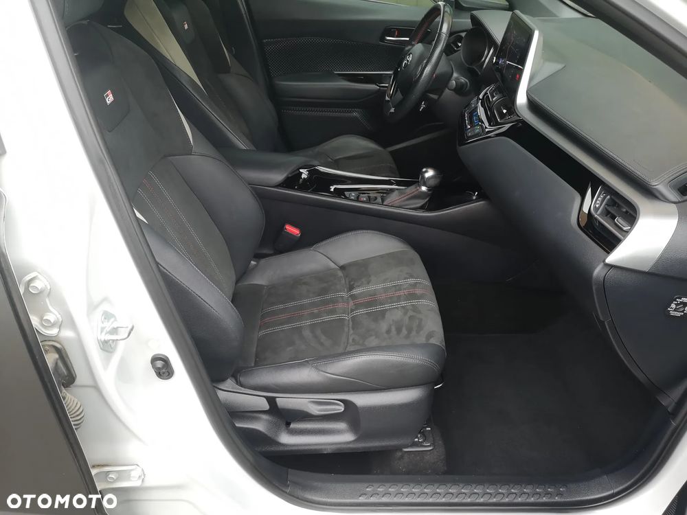 Toyota C-HR 1.8 Hybrid Executive - 29