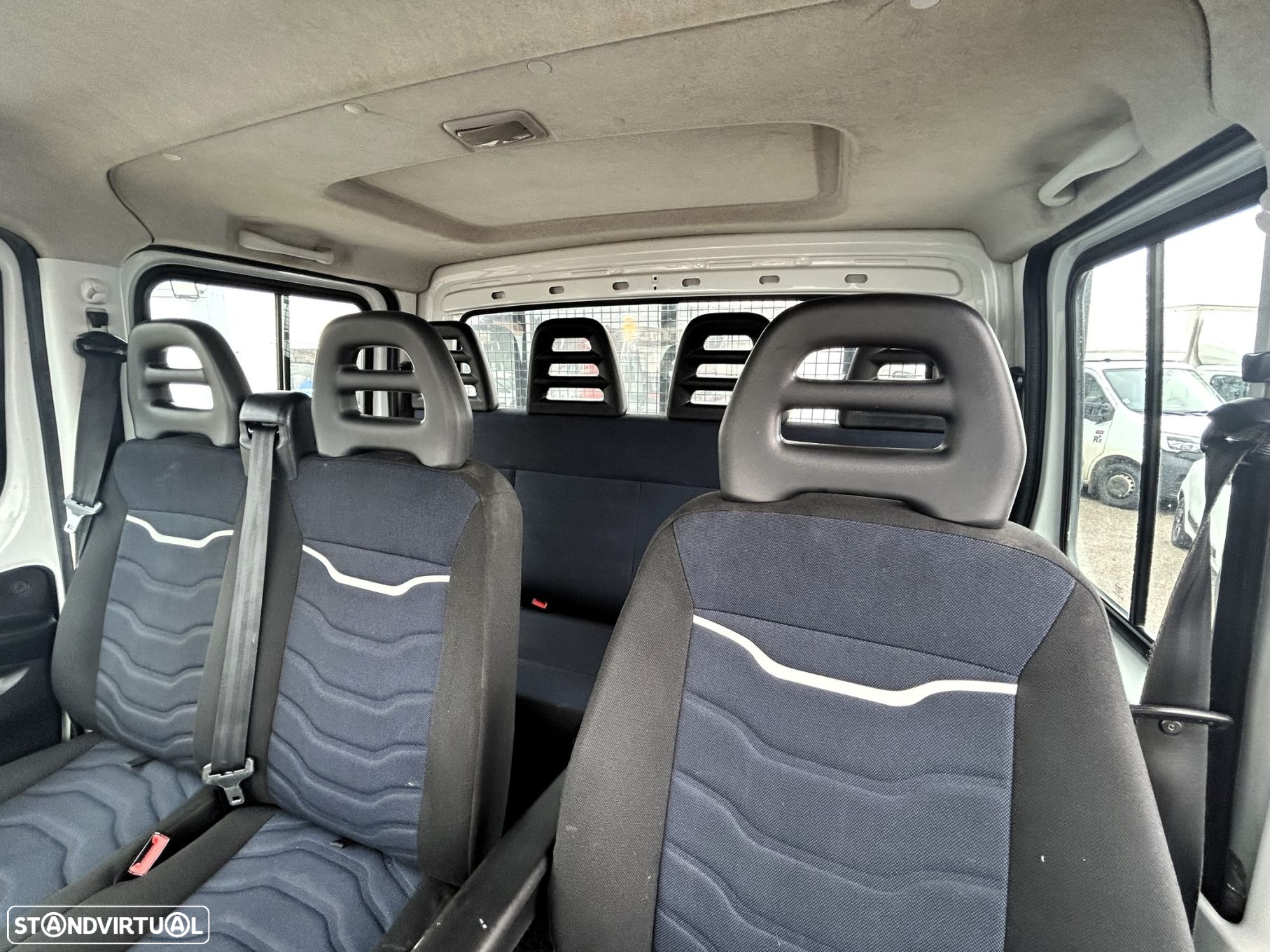 Iveco Daily 2.3 35-160 CABINE DUPLA - 23