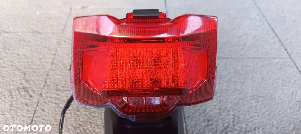 HONDA NC750 X  REFLEKTOR LAMPA PRZÓD LICZNIK ZEGARY WYPEŁNIENIE - 26