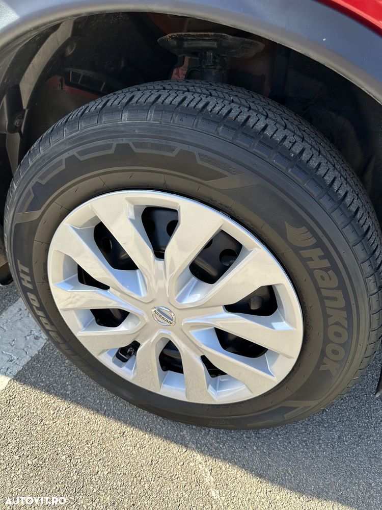 Nissan Rogue - 7