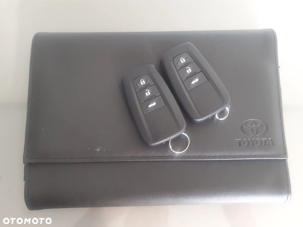 Toyota Corolla - 26
