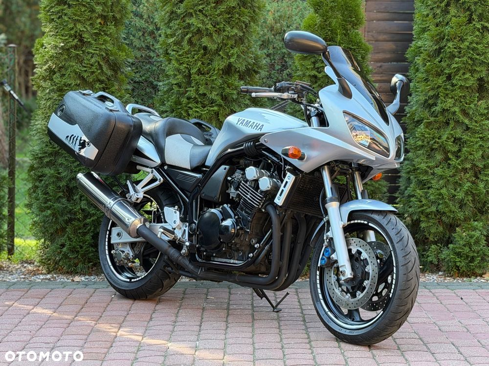 Yamaha FZS