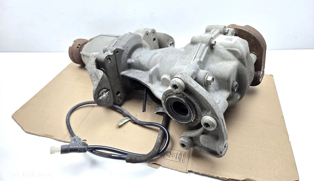 MOST TYL DYFER  TYLNY  CV6W-4B025-DF FORD KUGA II MK2 - 1