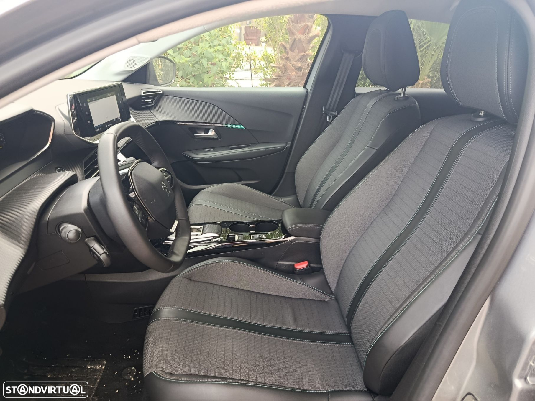 Peugeot e-208 50 kWh Allure Pack - 6