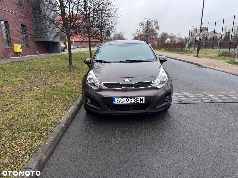 Kia Rio 1.4 Fifa World Cup Edition - 13