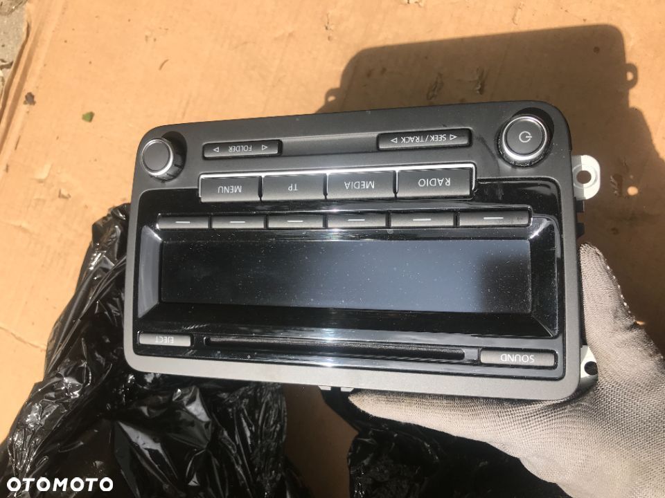 RADIO VW GOLF VI PASSAT 5M0035186J - 1
