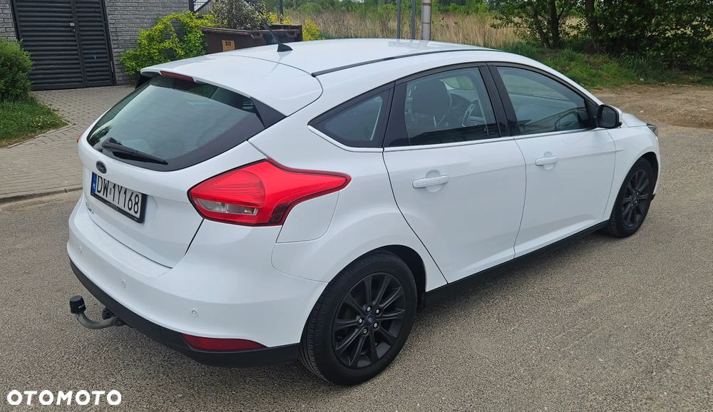 Ford Focus 1.5 TDCi DPF Start-Stopp-System Ambiente - 4