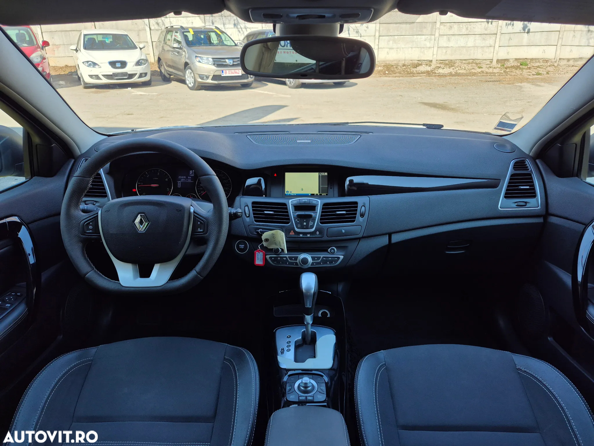 Renault Laguna Grandtour dCi 175 FAP Aut. Bose Edition - 14