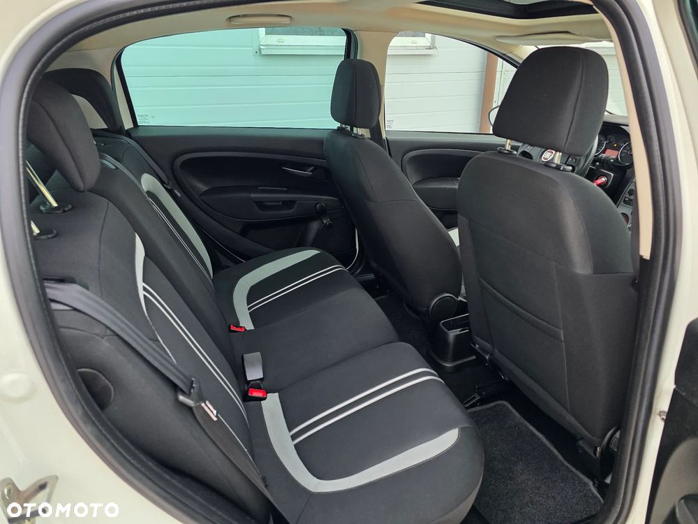 Fiat Grande Punto 1.4 8V Emotion - 24