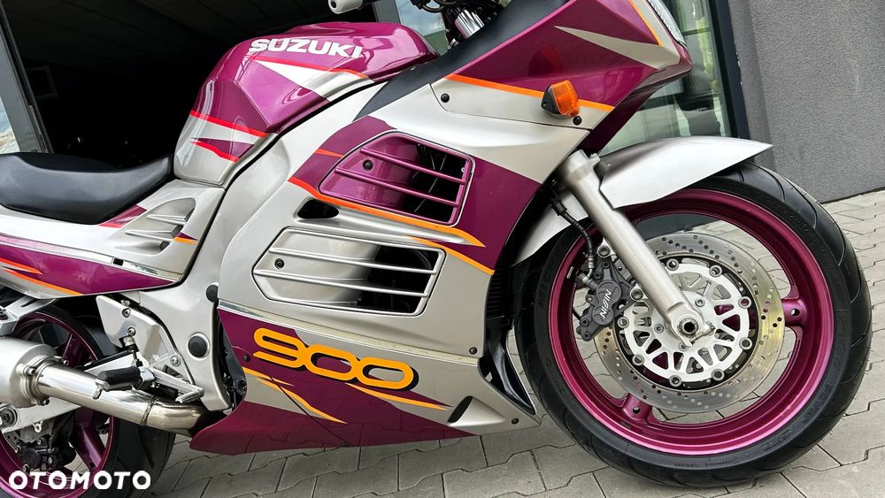 Suzuki RF - 6