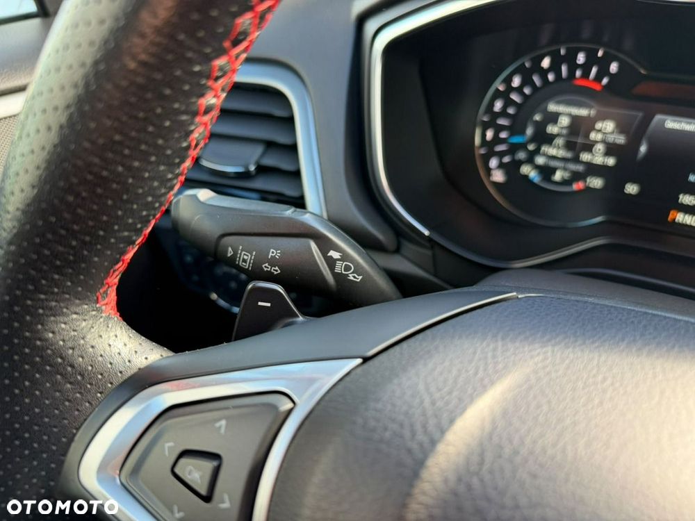 Ford Mondeo - 34