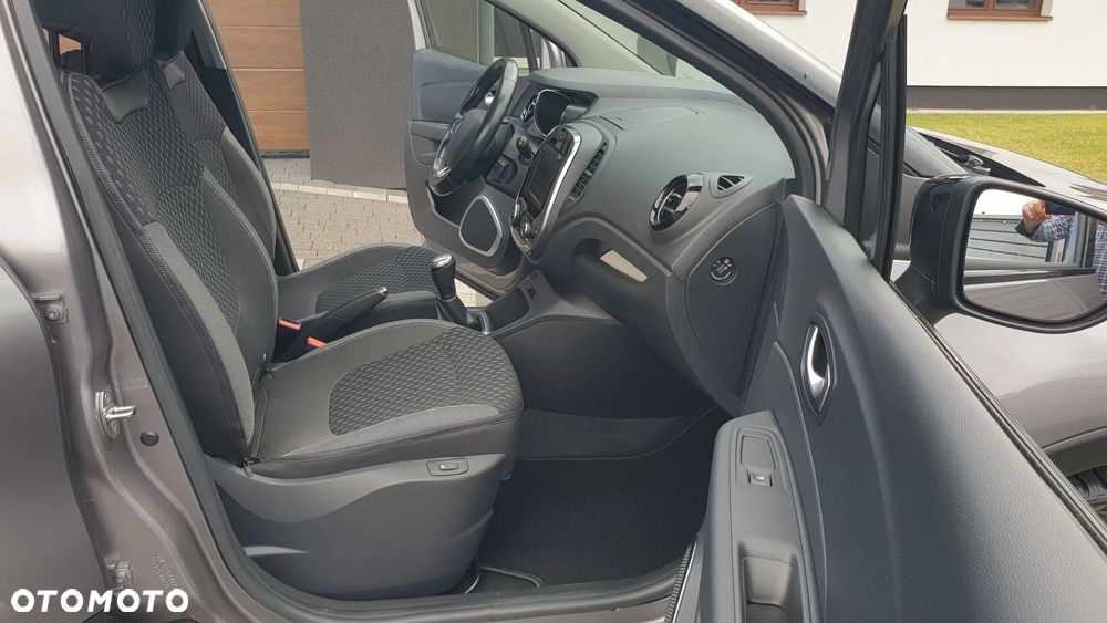 Renault Captur TCe 100 BUSINESS EDITION - 20