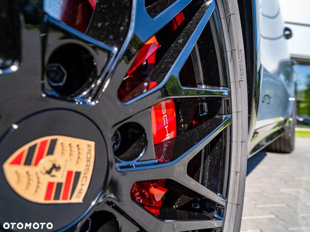 Porsche Cayenne GTS - 11