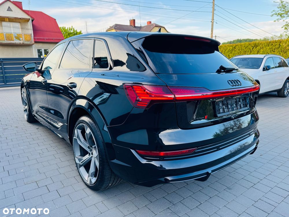 Audi e-tron S Quattro - 11