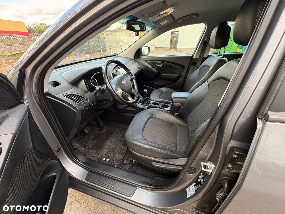 Hyundai ix35 - 13