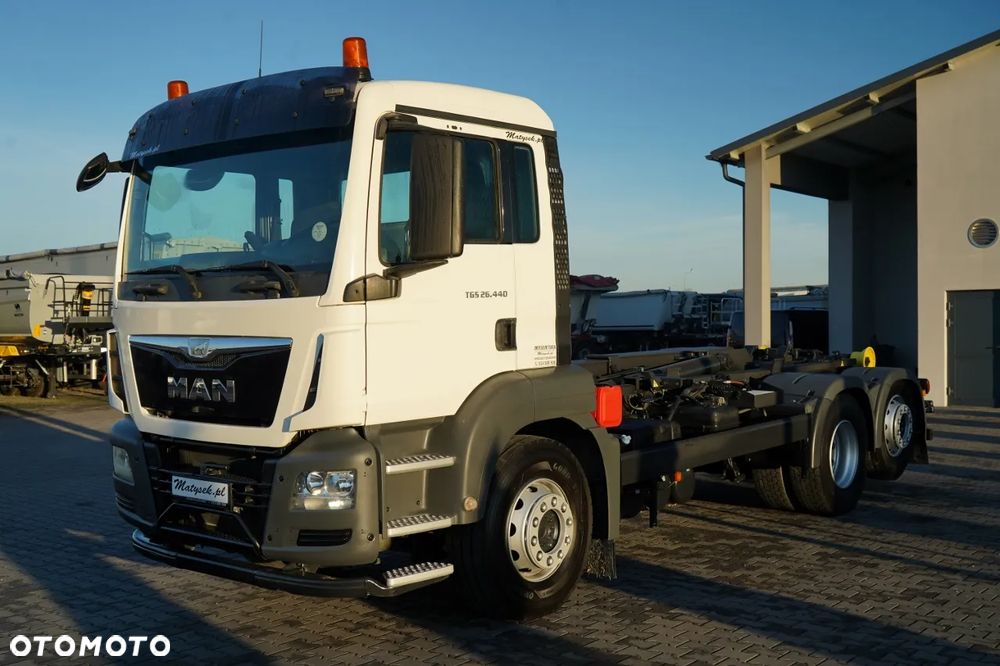 MAN TGS 26.440 / HAKOWIEC / MARREL AL TAM 20U  / 20 T / 6x2 / OŚ SKRĘTNA PODNOSZONA / OPONY 100% / EURO 6 - 6