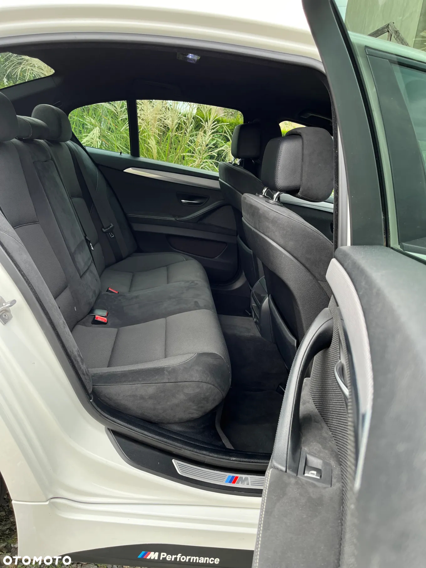 BMW Seria 5 525d xDrive - 9