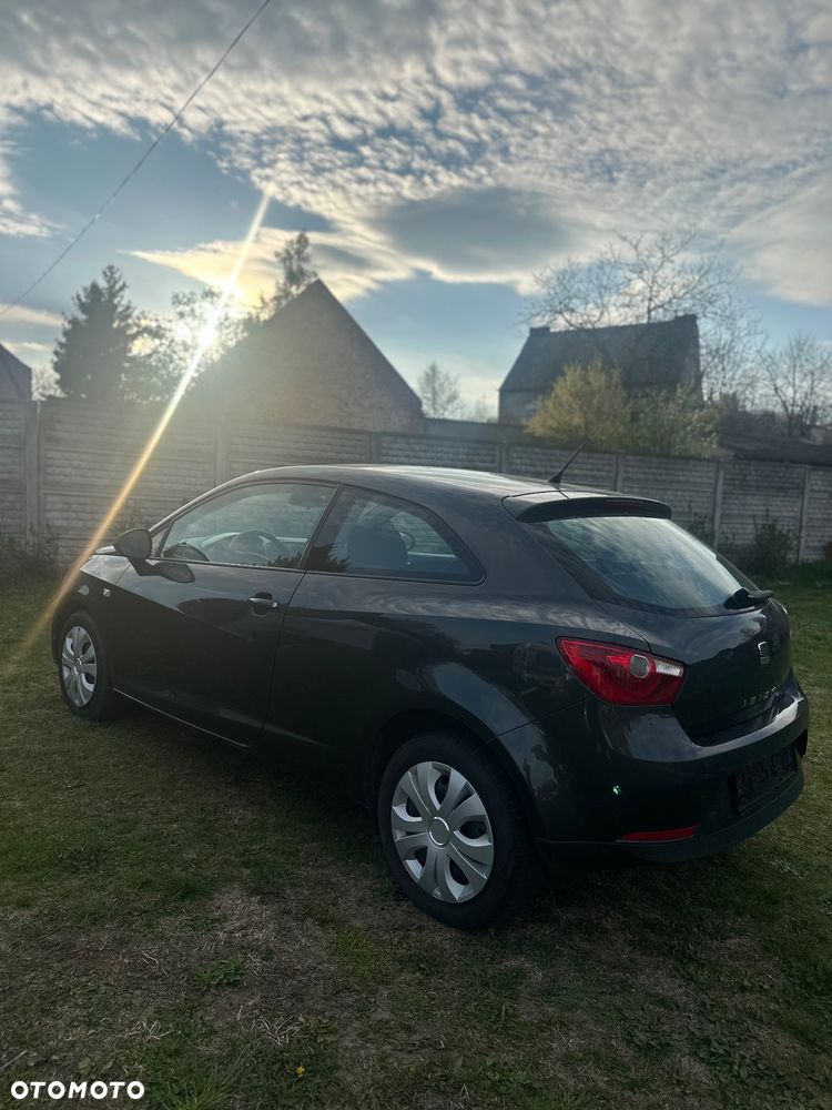 Seat Ibiza SC 1.4 16V Style - 8