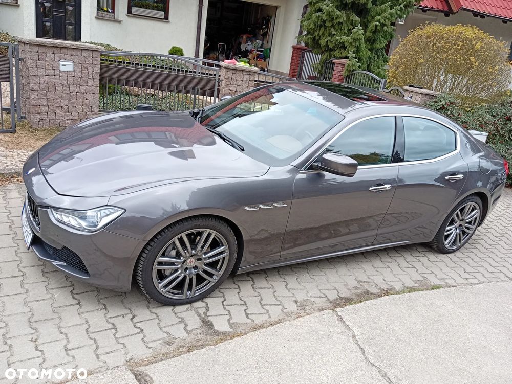 Maserati Ghibli S - 12