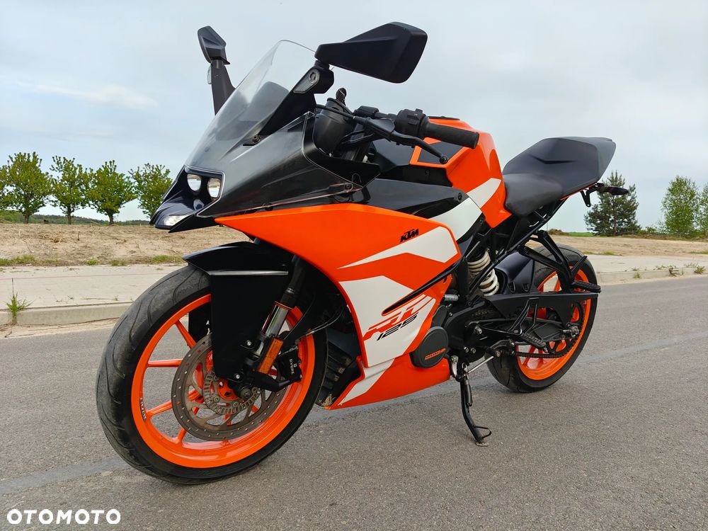KTM RC 125 - 1