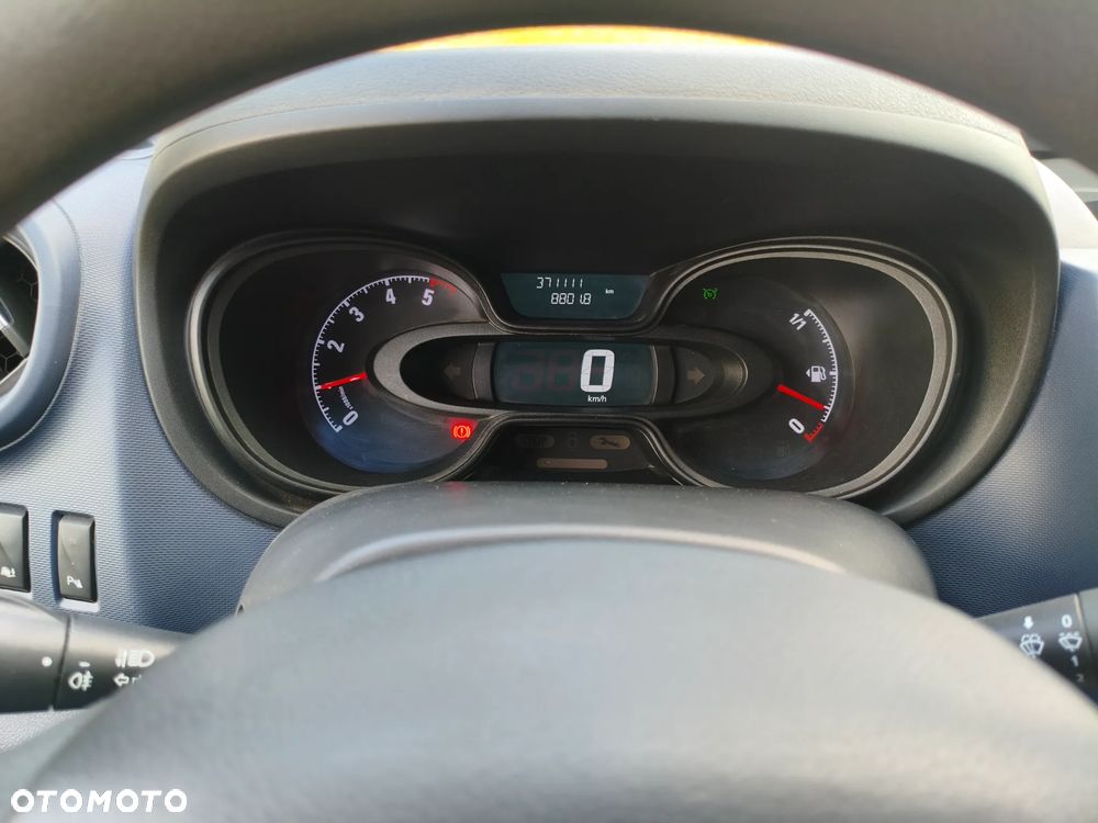 Opel Vivaro - 29
