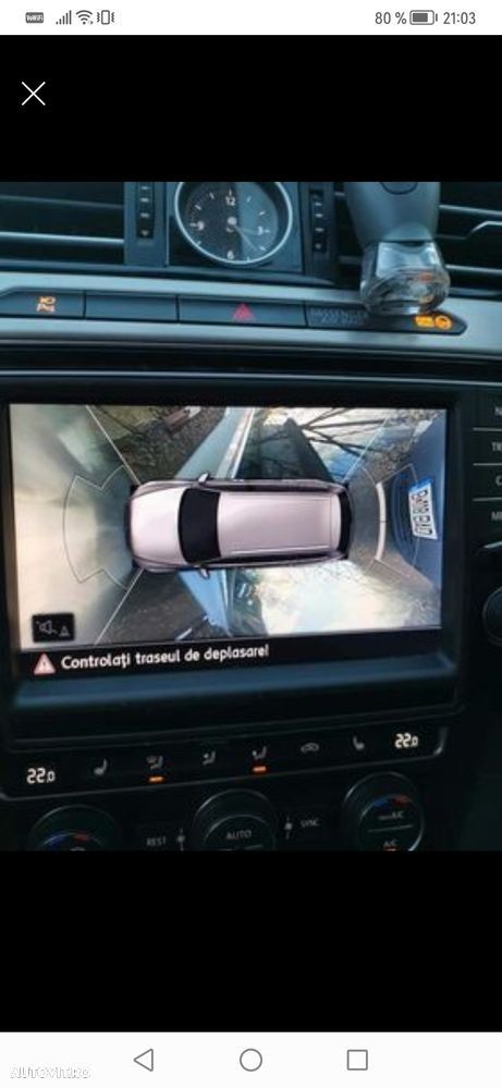 Volkswagen Passat Variant 2.0 TDI DSG 4Motion Highline - 38