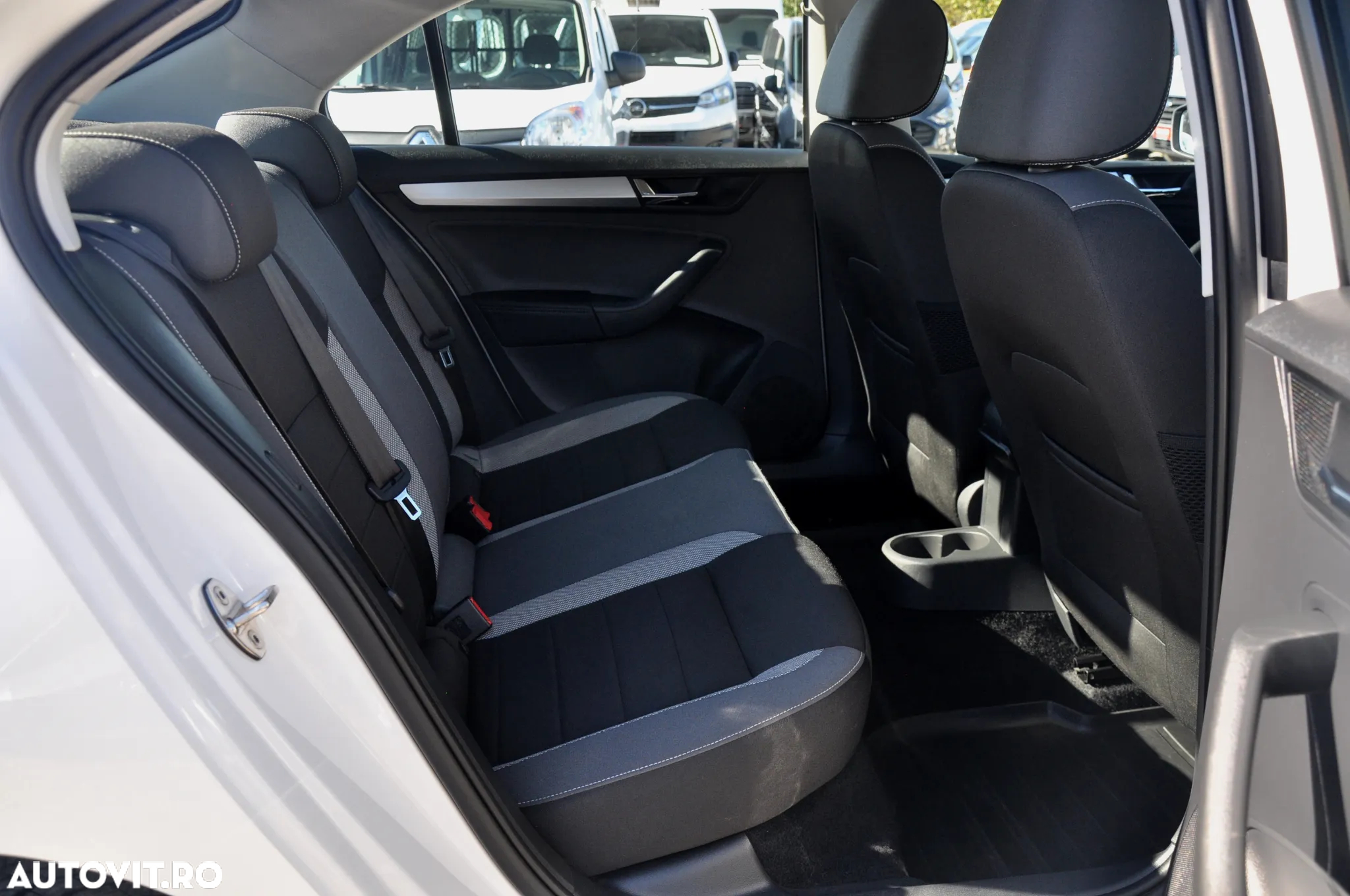 Skoda RAPID 1.0 TSI Ambition - 7