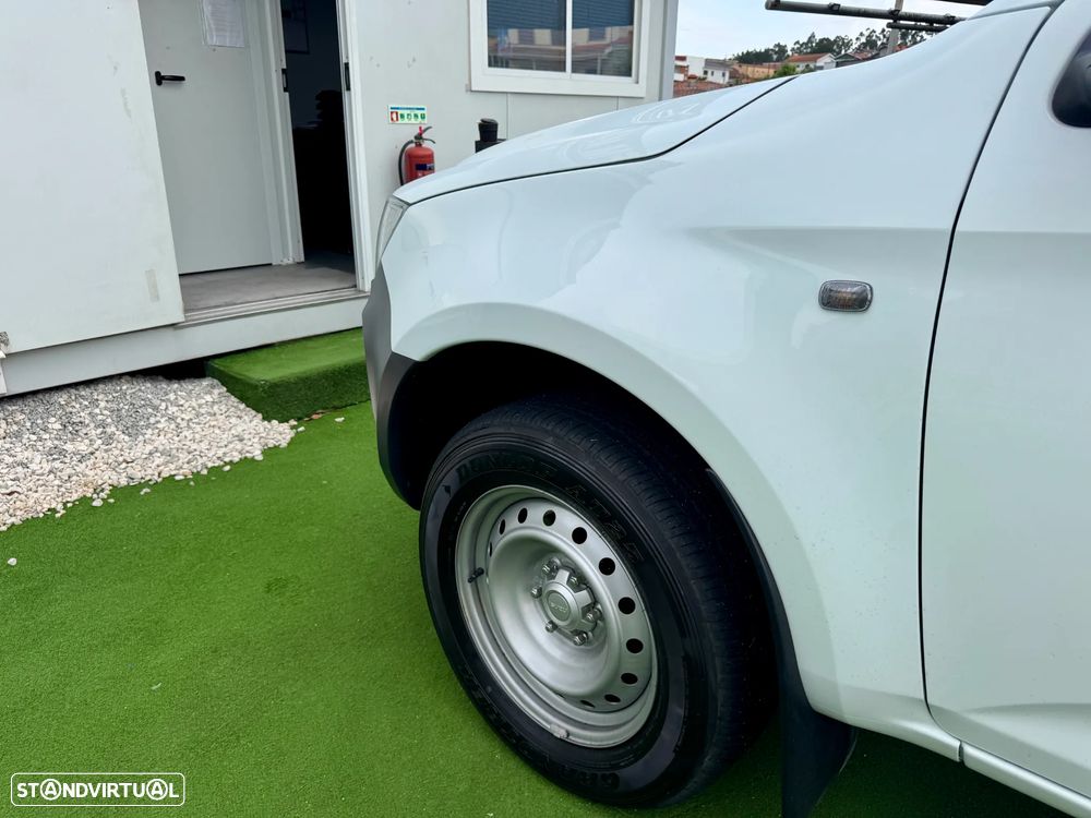 Isuzu D-Max 1.9 Ddi CD 4WD LS - 12