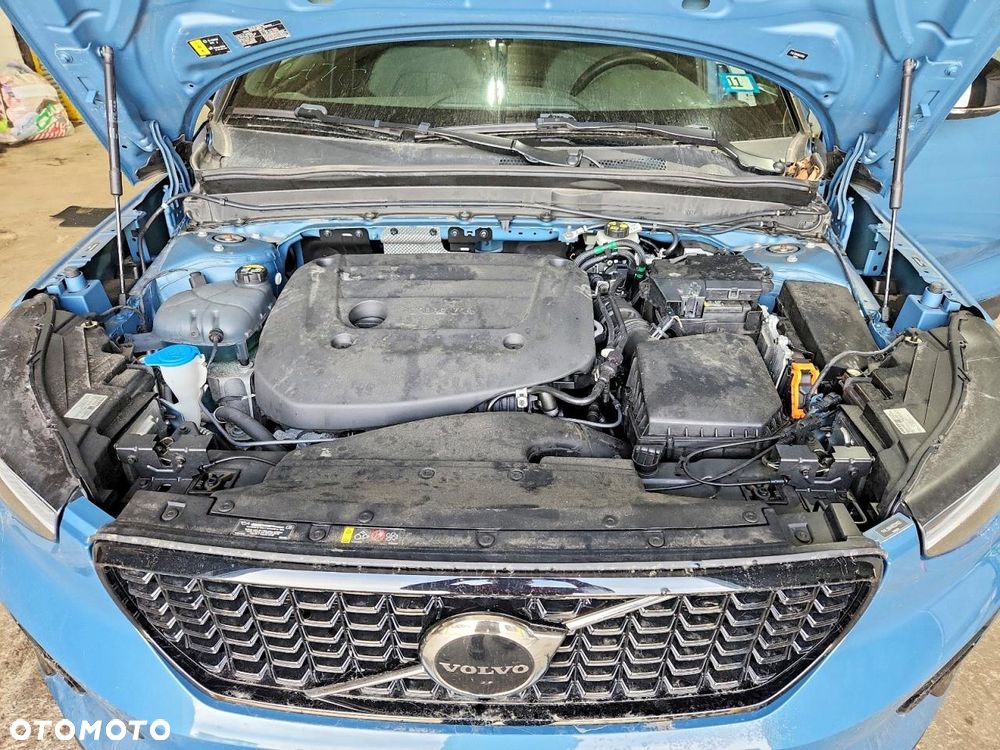 Volvo XC 40 T5 AWD Momentum - 13
