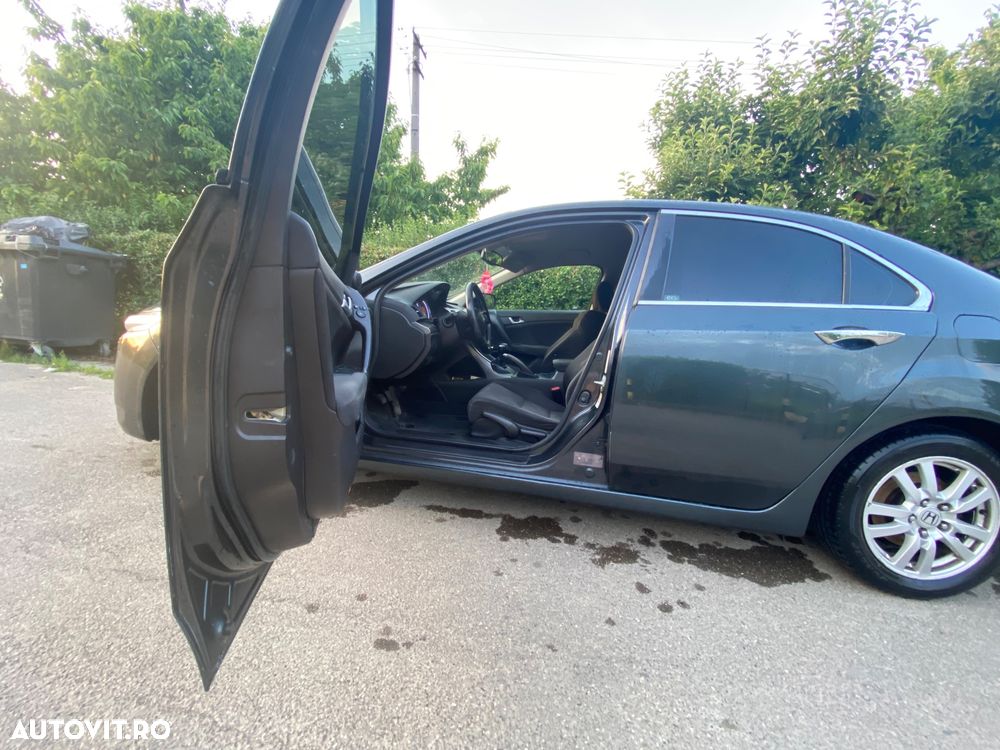 Honda Accord 2.0i Confort - 3